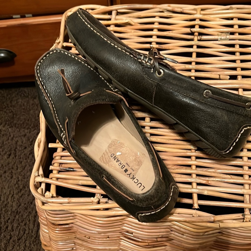 Men’s size 10.5 brown loafers by Lucky Brand